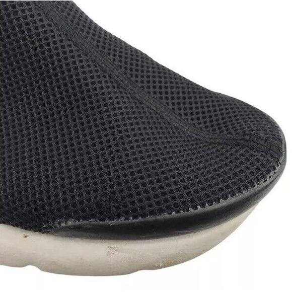 Nike Aptare Essential Sneaker Black White Slip On Shoes Women's 9.5 881190-002 - Picture 9 of 13